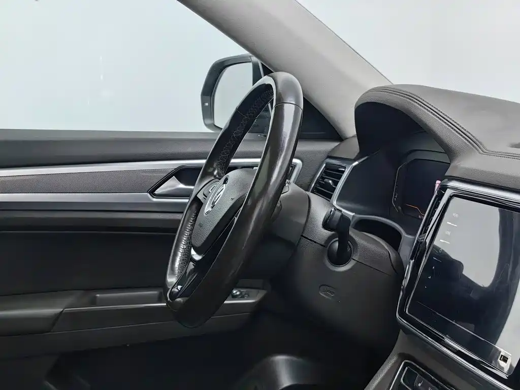 Volkswagen Teramont — миниатюра 22