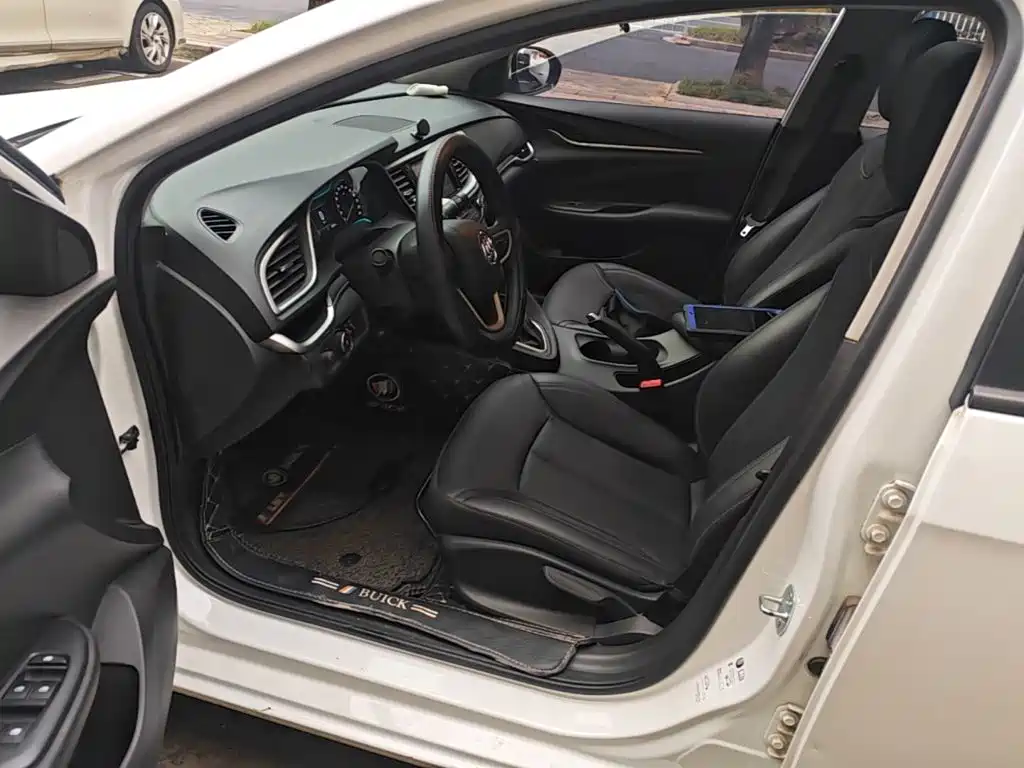 Buick Excelle — миниатюра 15