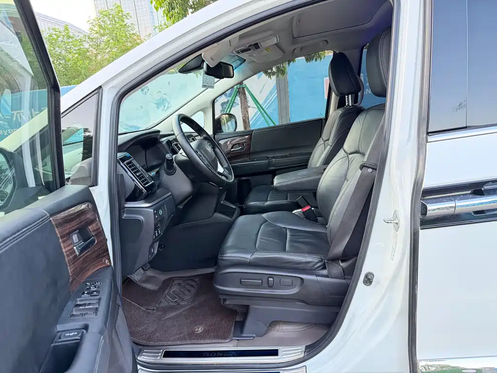 Honda Elysion — миниатюра 5