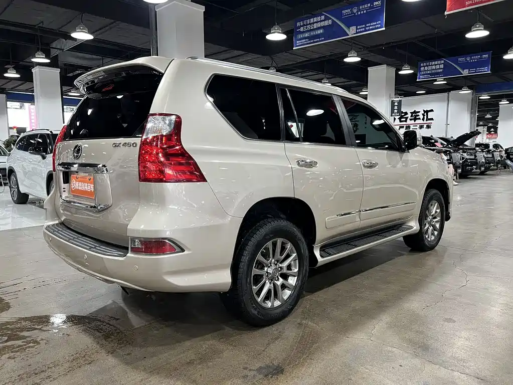 Lexus GX — миниатюра 9