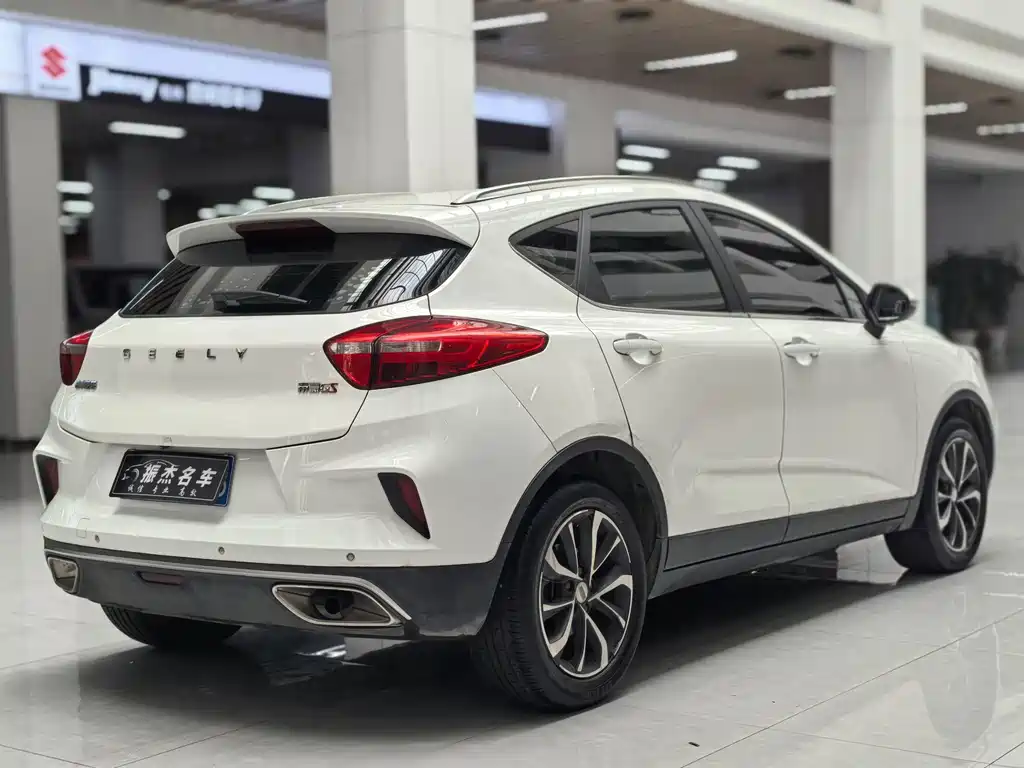 Geely Emgrand GS — миниатюра 13