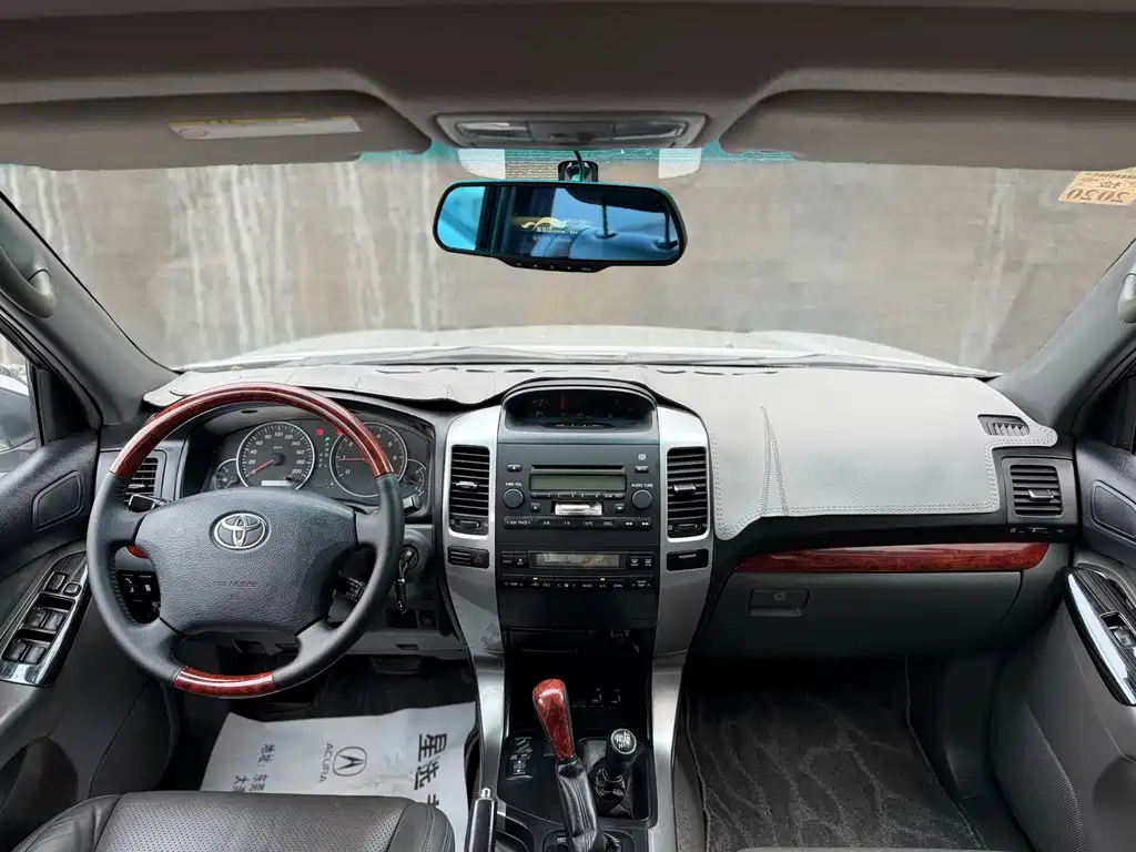 Toyota Prado (Import) — миниатюра 7