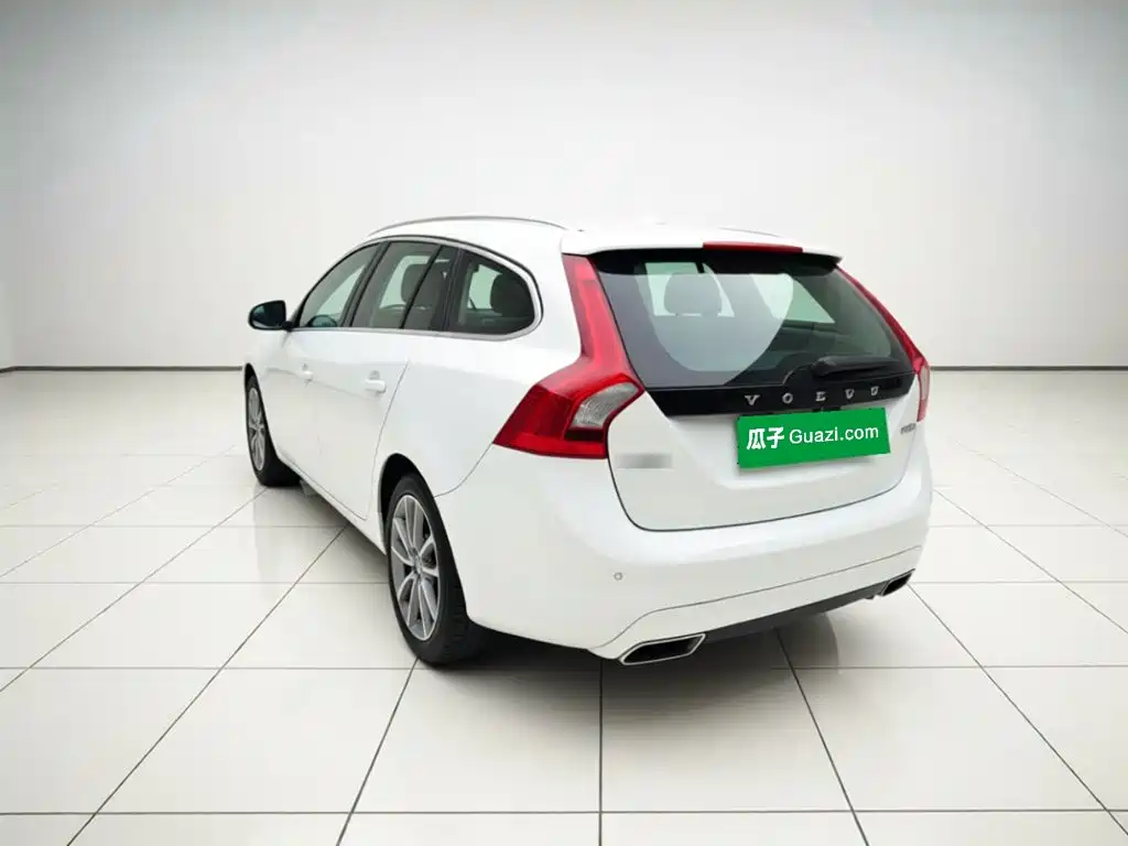Volvo V60 — миниатюра 4