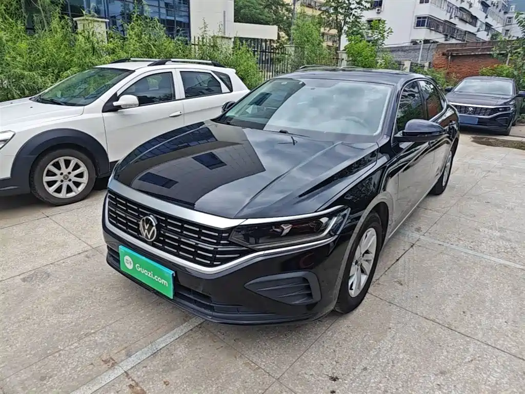 Volkswagen Passat 2025 280TSI