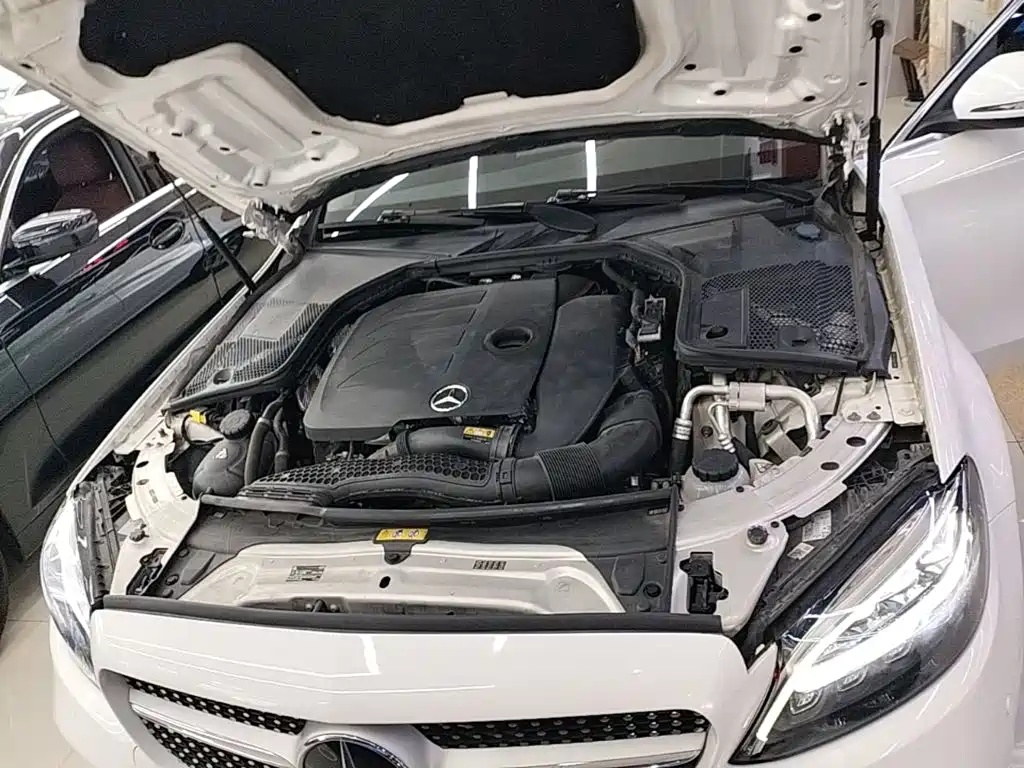 Mercedes-Benz C-Class — миниатюра 20