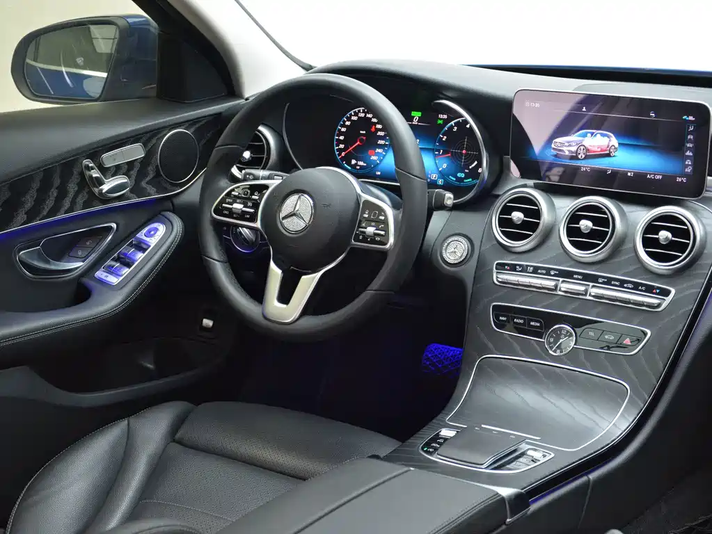 Mercedes-Benz C-Class (Import) — миниатюра 9