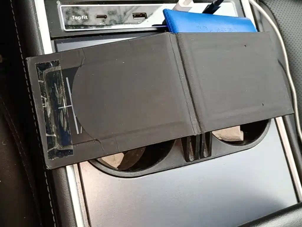 Tesla Model 3 — миниатюра 9