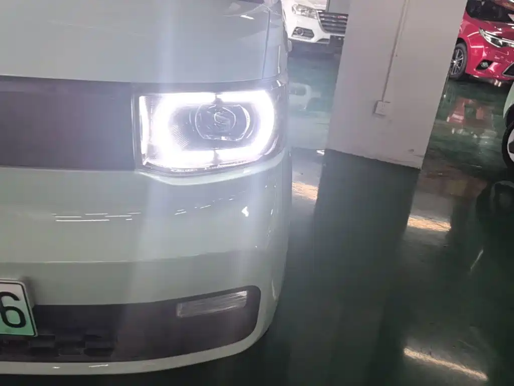 Wuling MINIEV — миниатюра 24