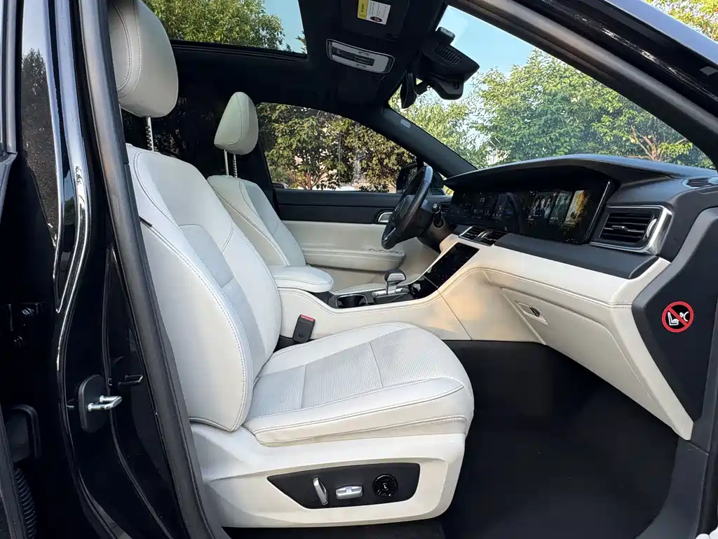 Li Auto Li ONE — миниатюра 12