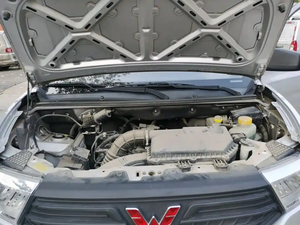 Wuling Hongguang V — миниатюра 20