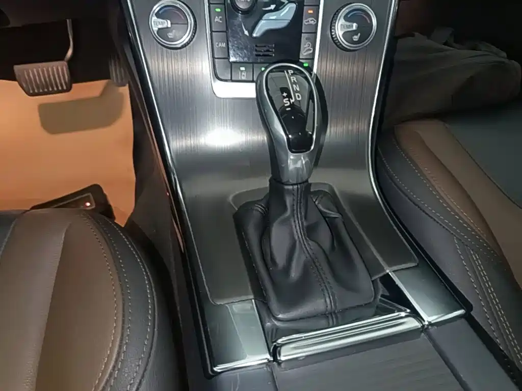 Volvo XC60 — миниатюра 14