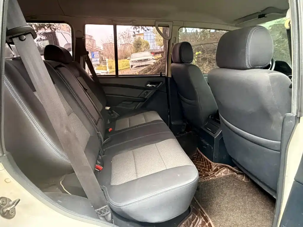 Leopaard Leopaard Q6 — миниатюра 6
