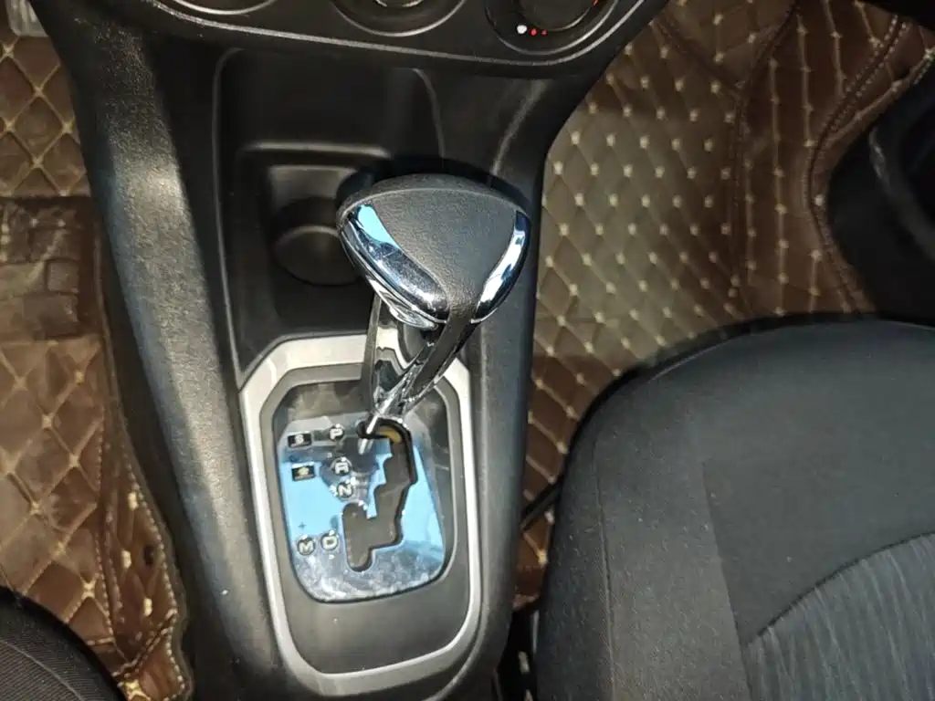 Citroen Elysee — миниатюра 14