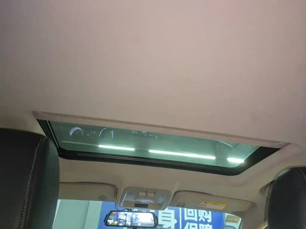 Buick Verano — миниатюра 18