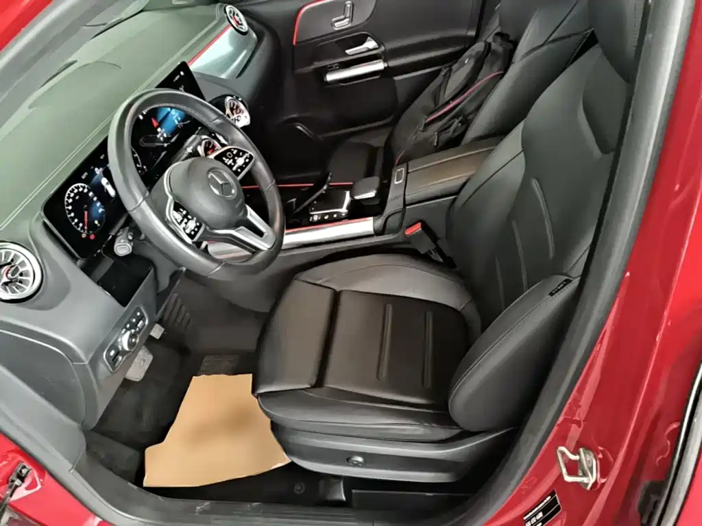 Mercedes-Benz GLA — миниатюра 15