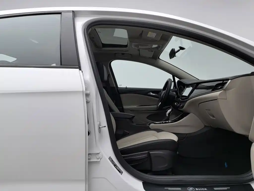 Buick Verano — миниатюра 23