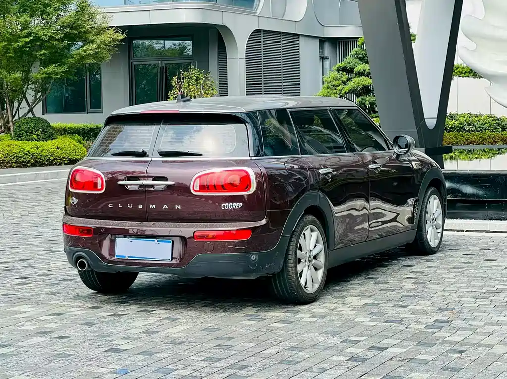 MINI Mini Clubman — миниатюра 3