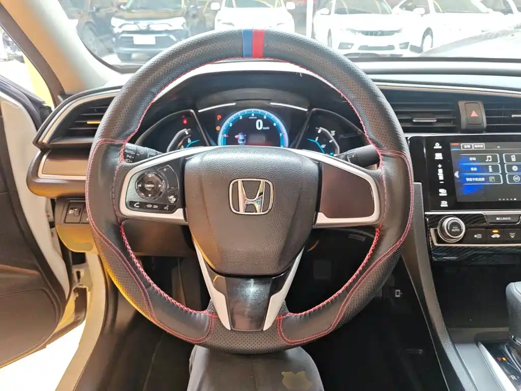 Honda Civic — миниатюра 11