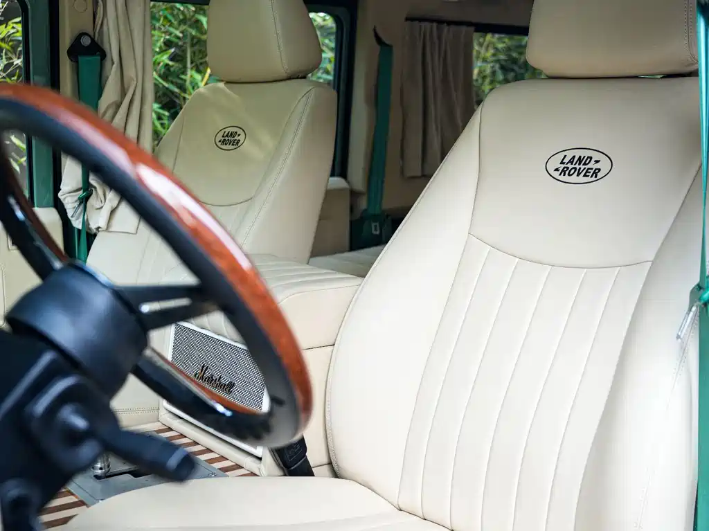 Land Rover Land Rover Defender