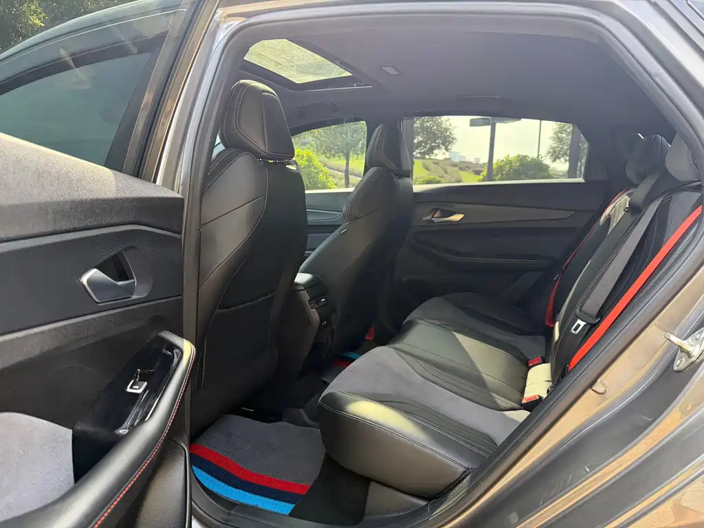 Geely Binrui — миниатюра 9