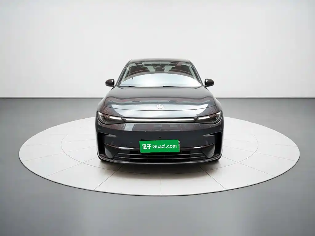 Leapmotor Leapmotor C10 — миниатюра 2