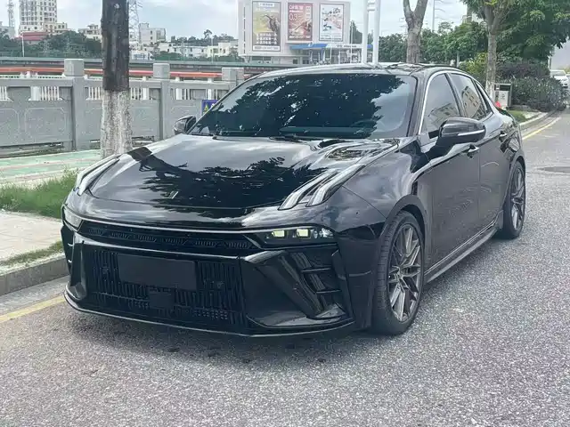 2024 Lynk & Co 03