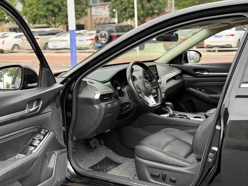 Nissan Teana — миниатюра 4