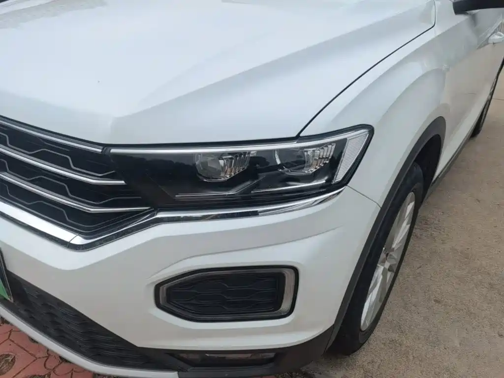 Volkswagen T-Roc — миниатюра 24
