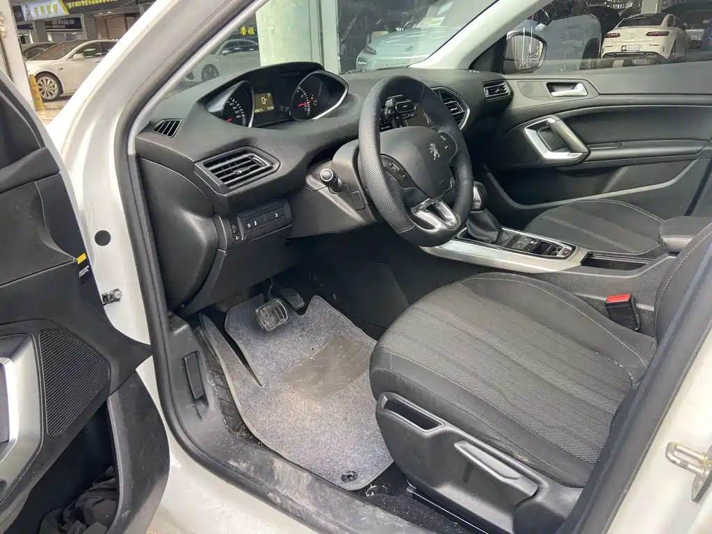 Peugeot 308S — миниатюра 4