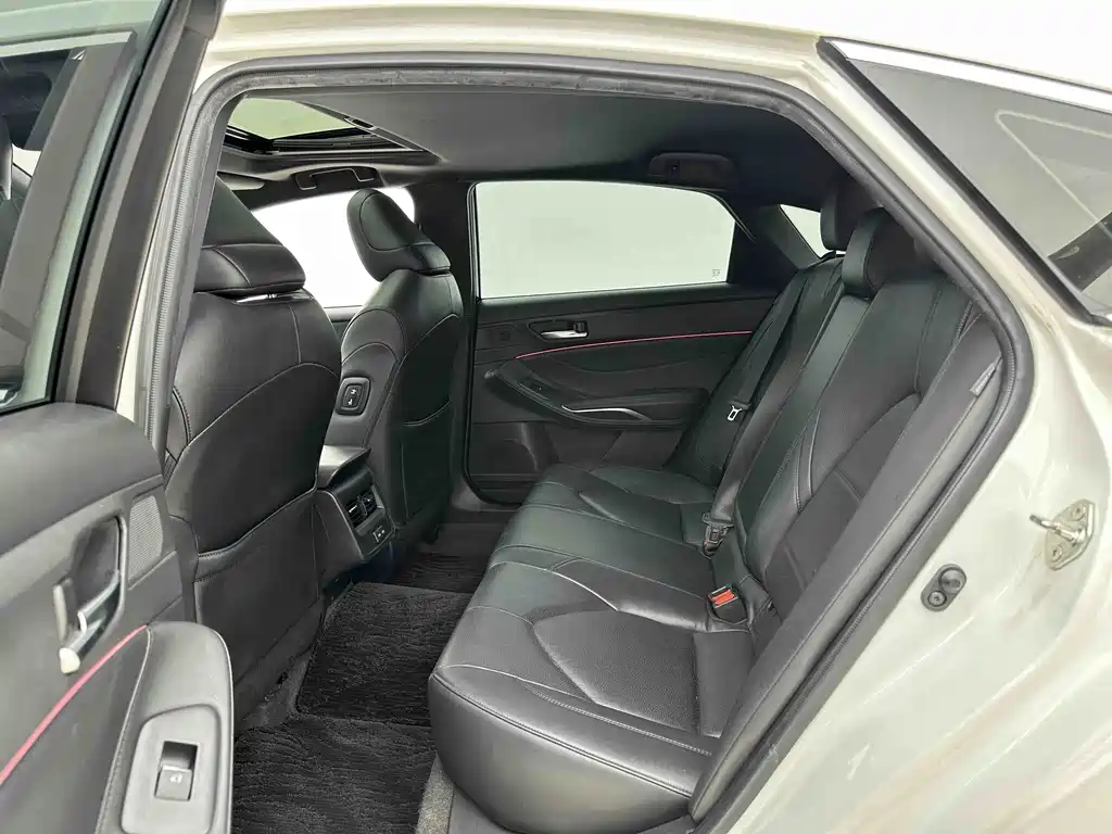 Toyota Avalon 2022 2.0L Luxury