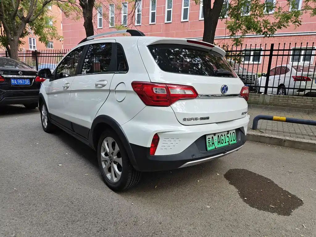 BAIC New Energy EC5 — миниатюра 10