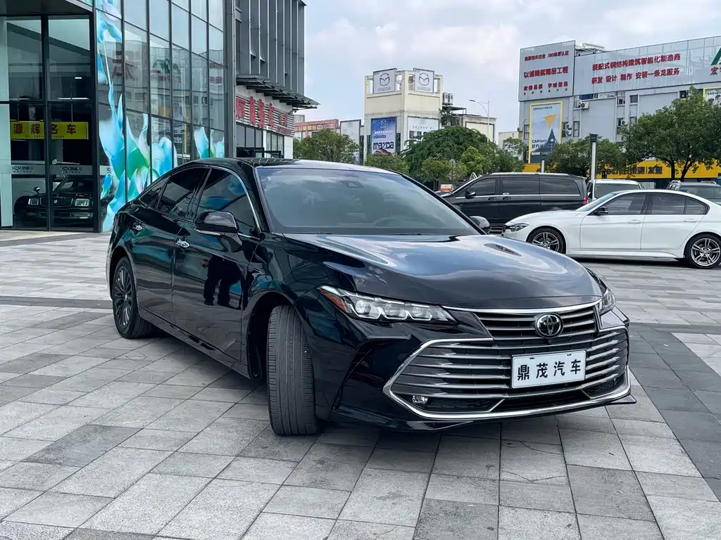 Toyota Avalon — миниатюра 8