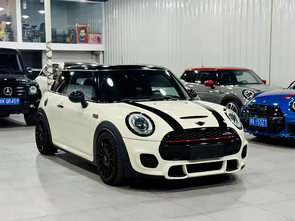 MINI Mini JCW