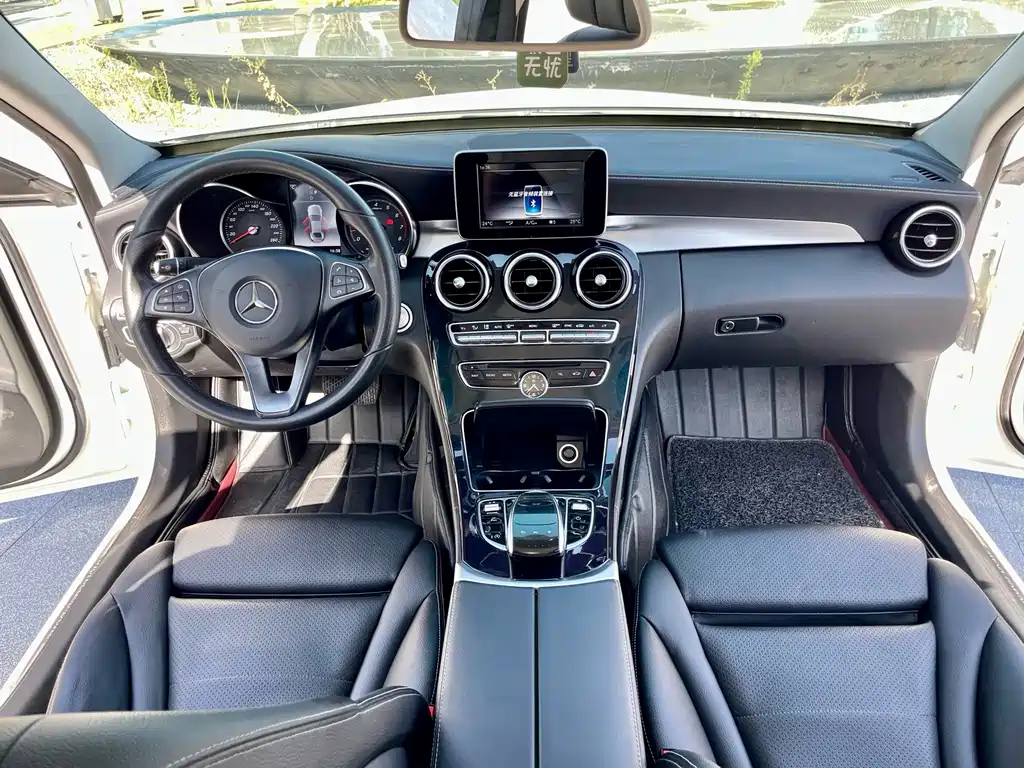 Mercedes-Benz C-Class — миниатюра 8
