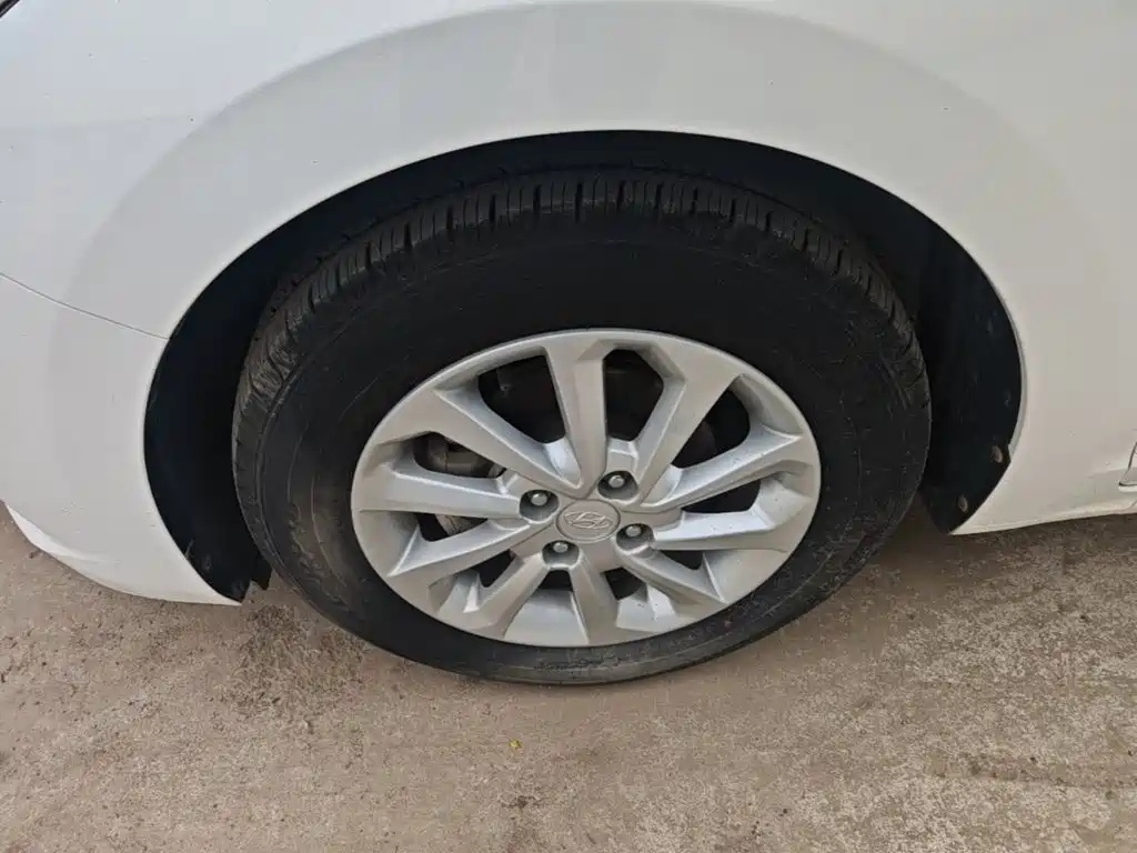 Hyundai Verna — миниатюра 23