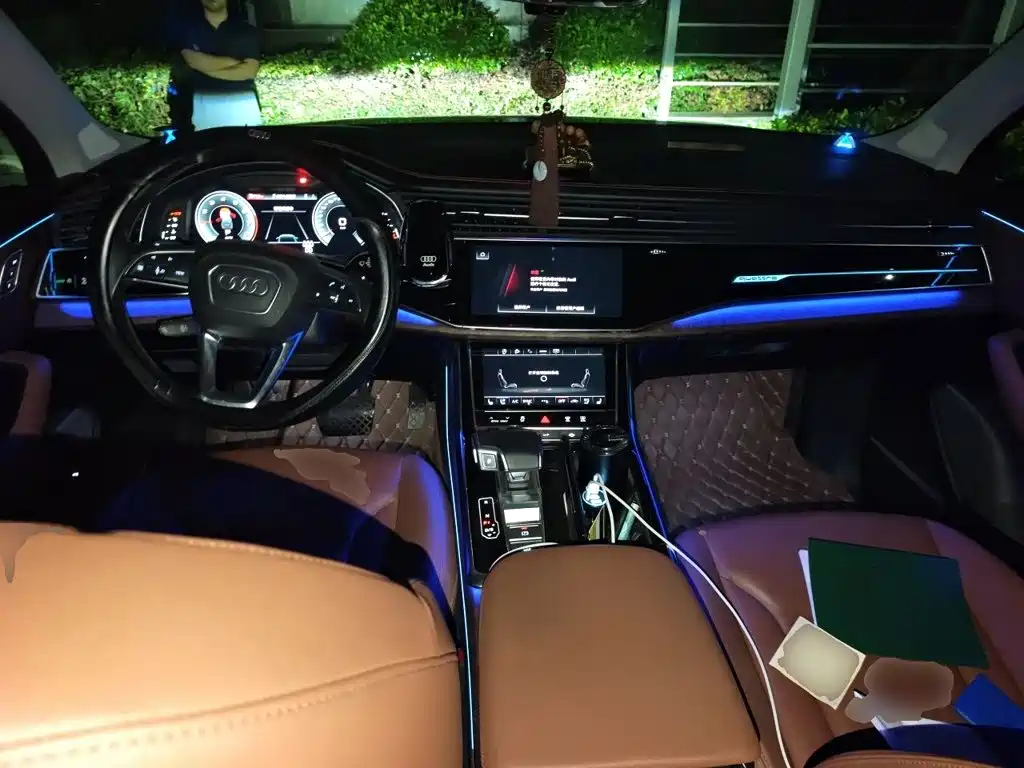 Audi Q7 — миниатюра 10