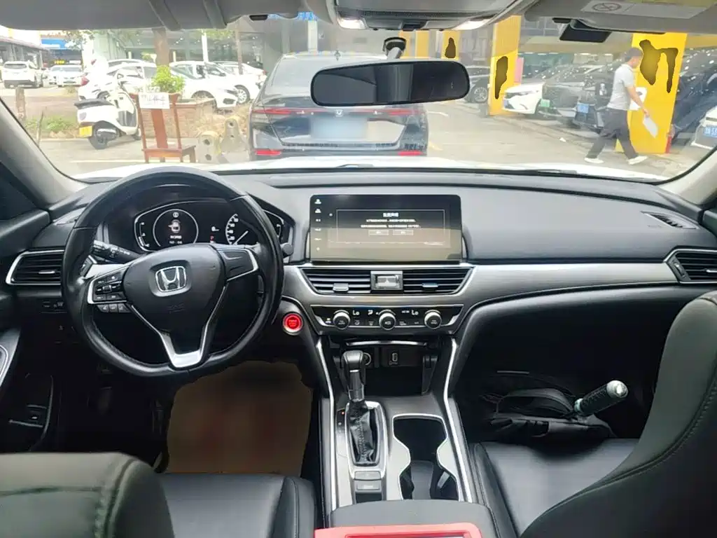 Honda Accord — миниатюра 10