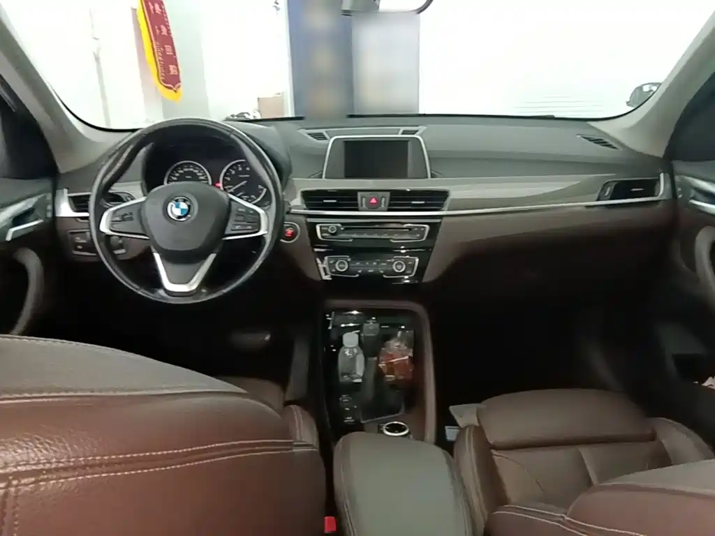 BMW X1 — миниатюра 10