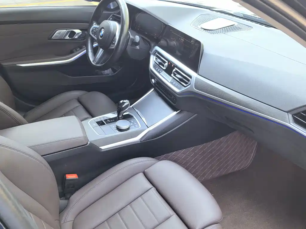 BMW 3 Series — миниатюра 13