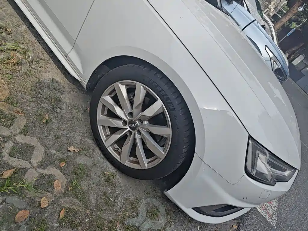 Audi A4 (Import) — миниатюра 8