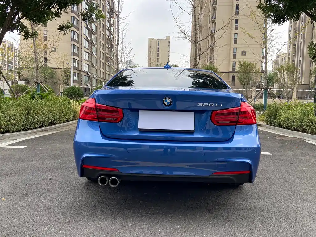 BMW 3 Series — миниатюра 4