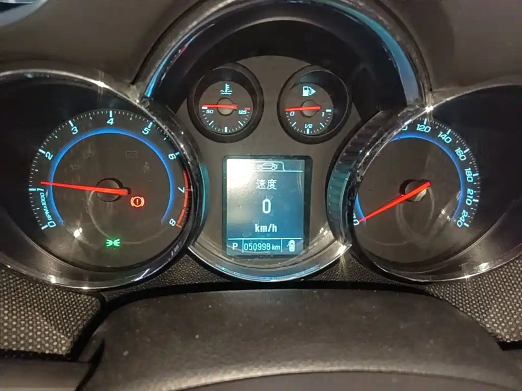 Chevrolet Cruze — миниатюра 12