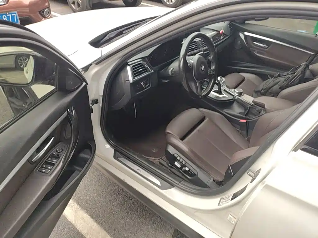 BMW 3 Series — миниатюра 16