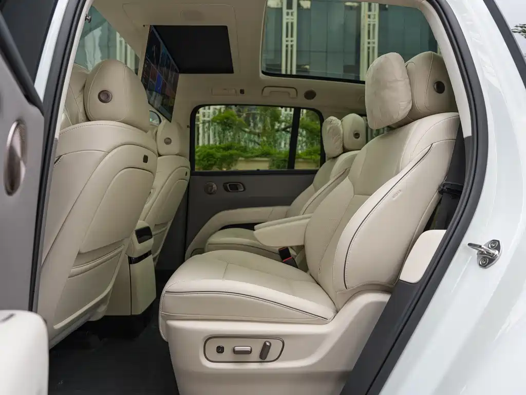 Li Auto Li i8 — миниатюра 16