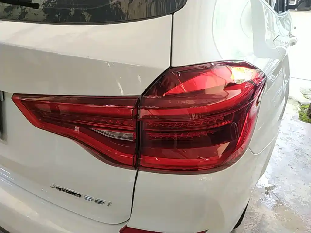 BMW X3 — миниатюра 8