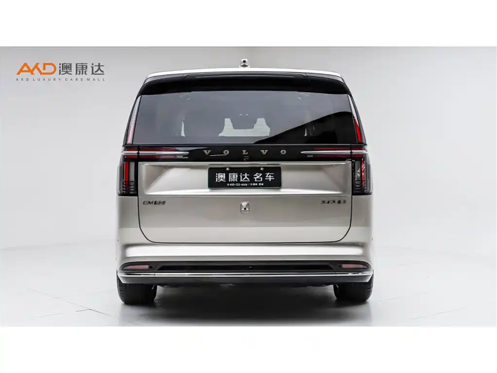 Volvo EM90 2025 Ultra мест