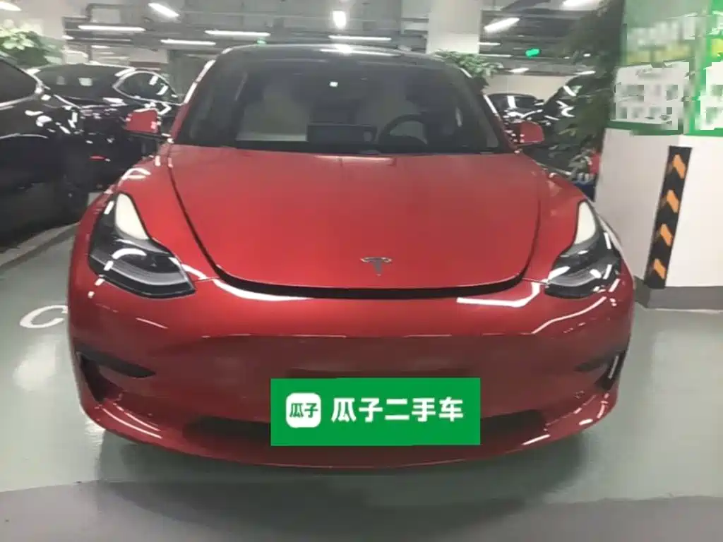 Tesla Model 3 — миниатюра 3