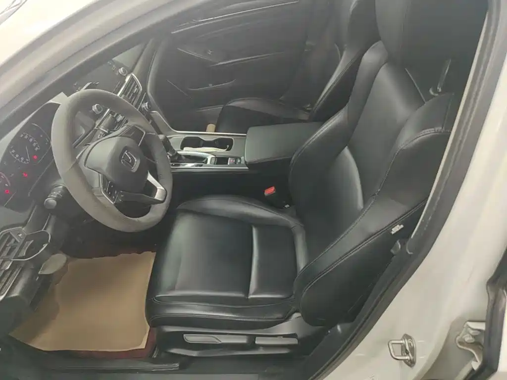 Honda Accord — миниатюра 15