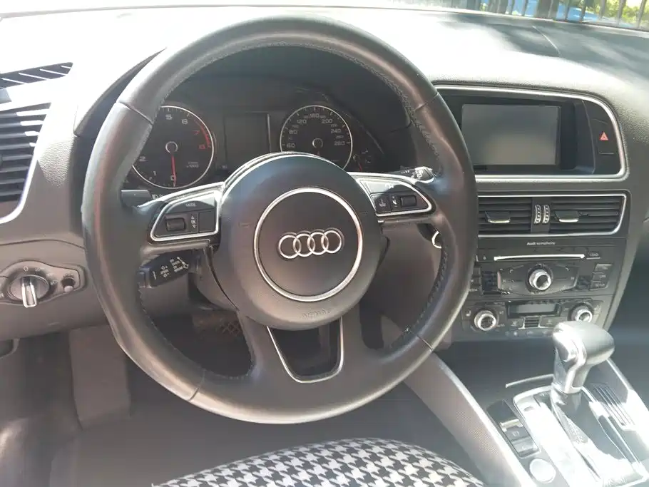 Audi Q5 — миниатюра 15