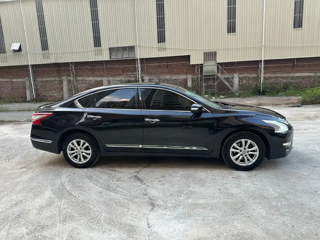 Nissan Teana — миниатюра 4